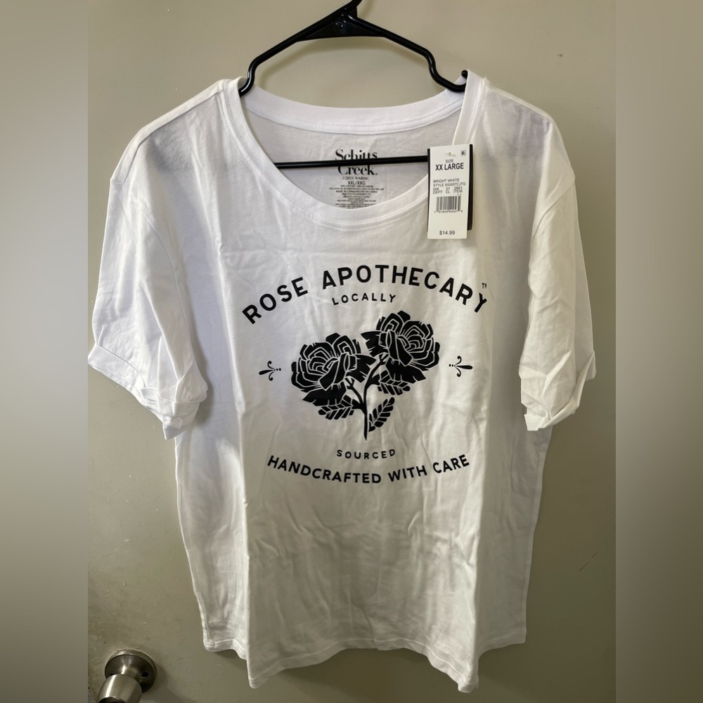 Rose Apothecary Schitts Creek t-shirt